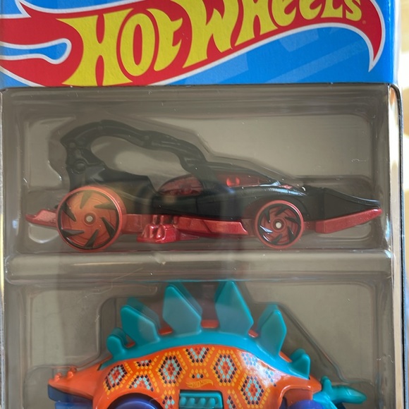 Hot Wheels Street Beasts 5 Pack HLY77 2023 New! - Picture 2 of 9